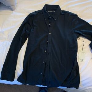 Abercrombie and Fitch Men's Black Shirt